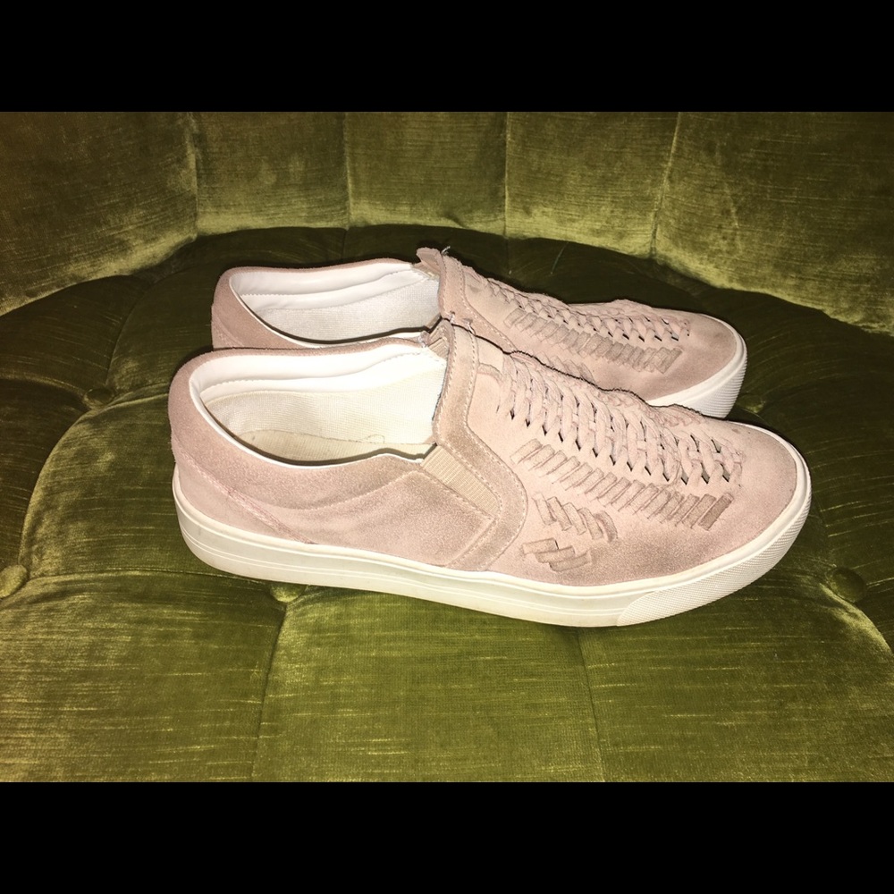 Marc Fisher DEXIE FLATFORM SLIP-ON SNEAKER